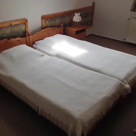 Kisto Panzio * Orfű